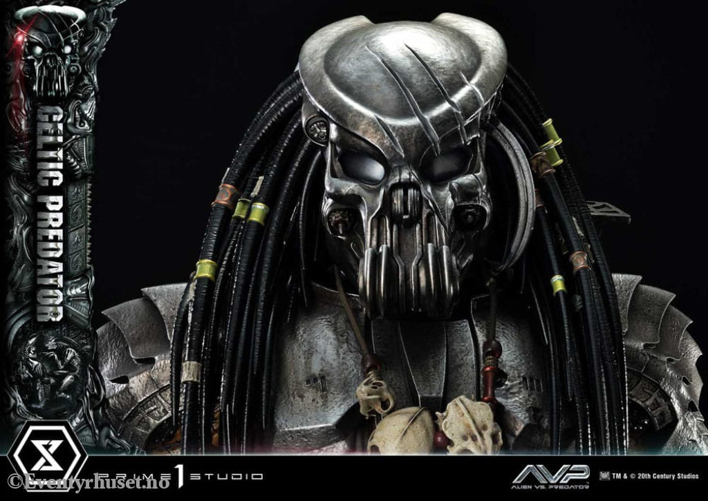 The Alien vs. Predator Museum Masterline Series Statue 1/3 Celtic Predator Bonus Ver. 95 cm Collectibles