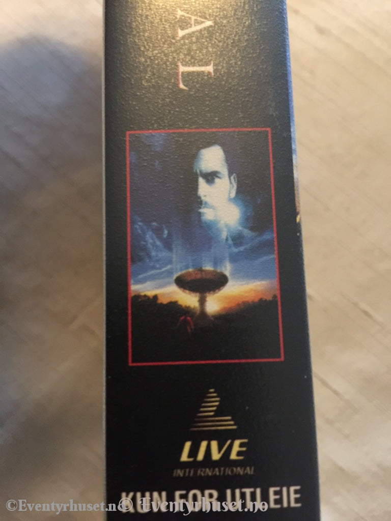 The Arrival. 1998. Vhs. Vhs