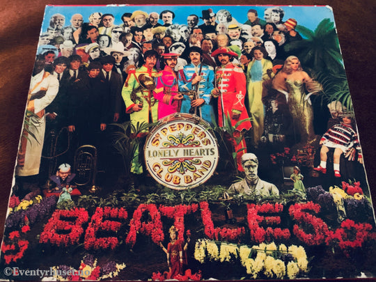 The Beatles – Sgt. Pepper's Lonely Hearts Club Band (2 CD Anniversary Edition). CD.