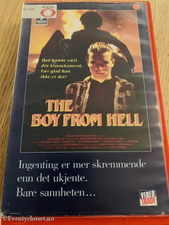 The Boy From Hell. Vhs Big Box.