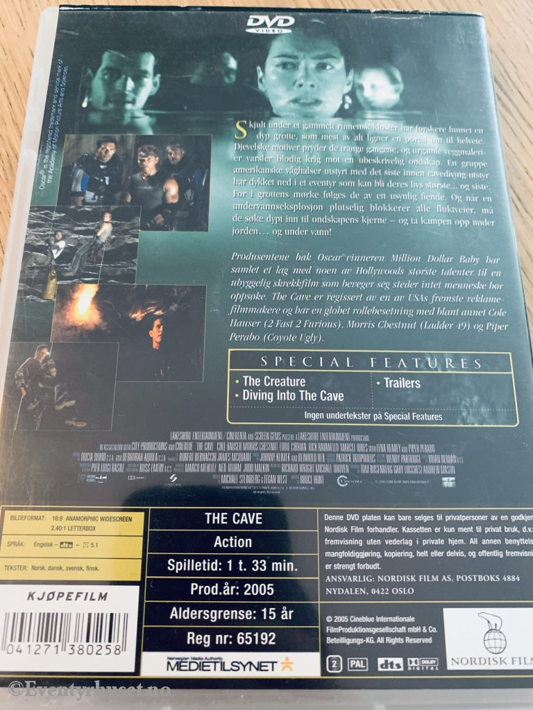 The Cave. 3D Forside. 2005. Dvd. Dvd
