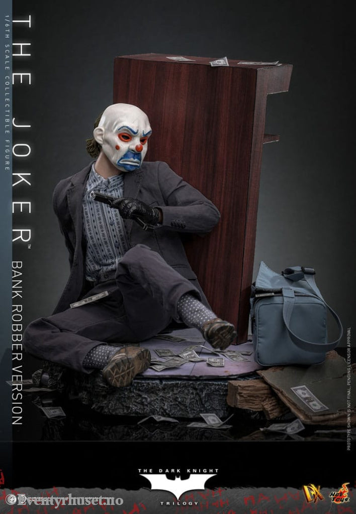 The Dark Knight DX Action Figure 1/6 The Joker (Bank Robber Version) 30 cm Toys