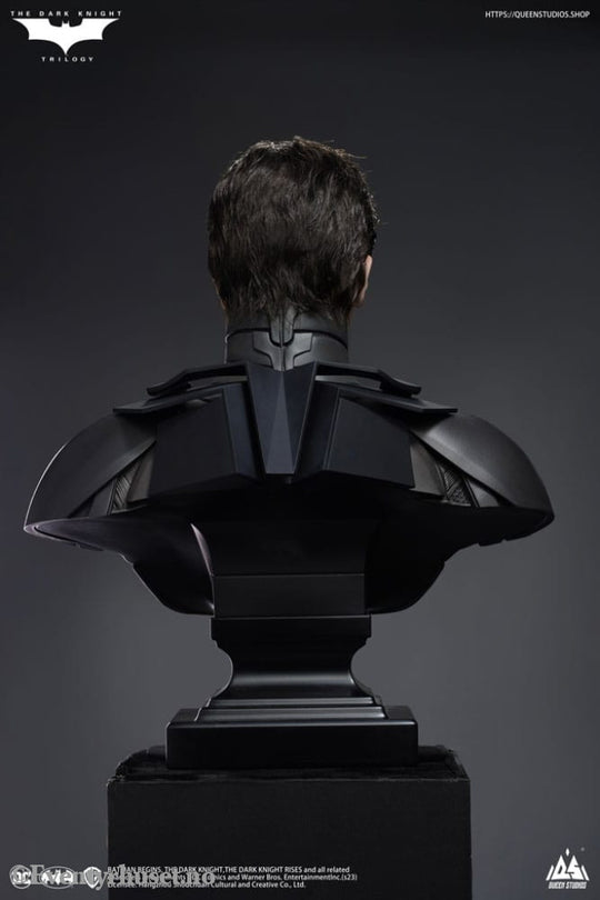 The Dark Knight Life-Size Statue Batman Deluxe Edition 207 cm Collectibles