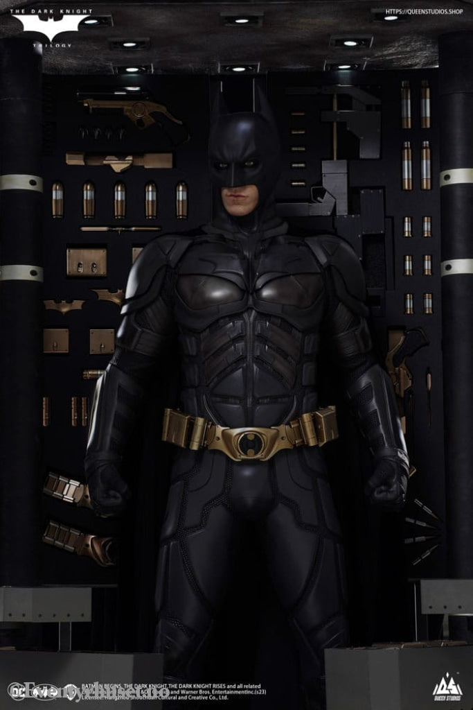 The Dark Knight Life-Size Statue Batman Ultimate Edition 207 cm Collectibles