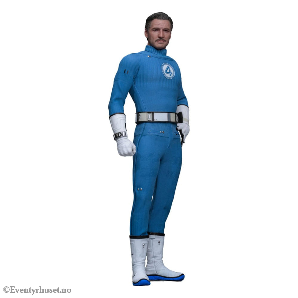 The Fantastic Four: First Steps Movie Masterpiece Action Figure 1/6 Mister Fantastic 30 cm Toys