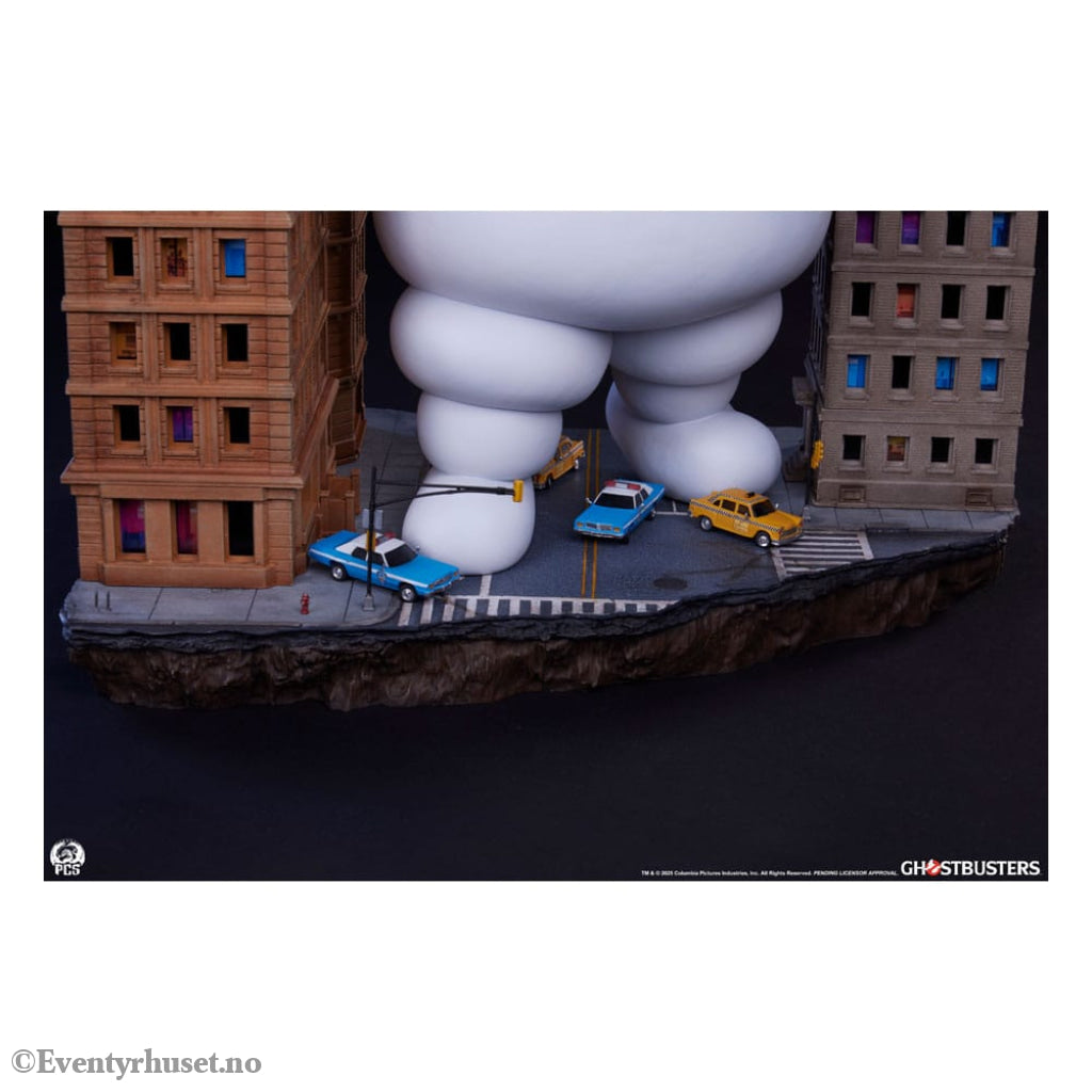 The Ghostbusters Diorama Statue Stay Puft Marshmallow Man Deluxe Edition 74 cm Collectibles