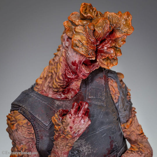 The Last of Us Part II PVC Statue Armored Clicker 22 cm Collectibles