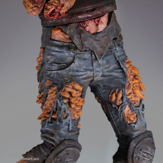 The Last of Us Part II PVC Statue Armored Clicker 22 cm Collectibles