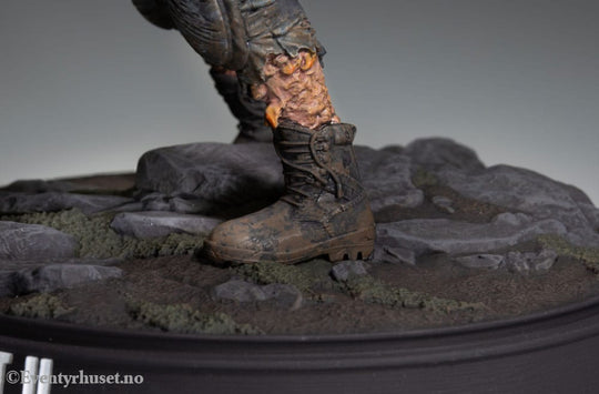 The Last of Us Part II PVC Statue Armored Clicker 22 cm Collectibles