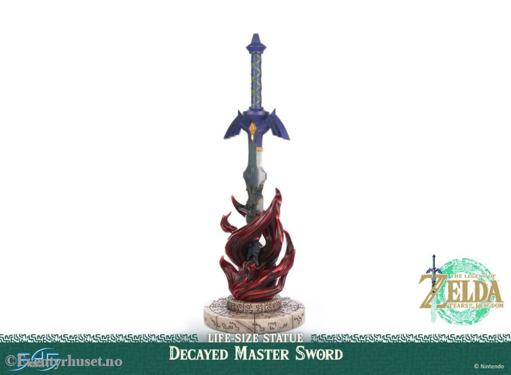 The Legend of Zelda: Tears of the Kingdom Life Size Statue 1/1 Decayed Master Sword 71 cm Collectibles
