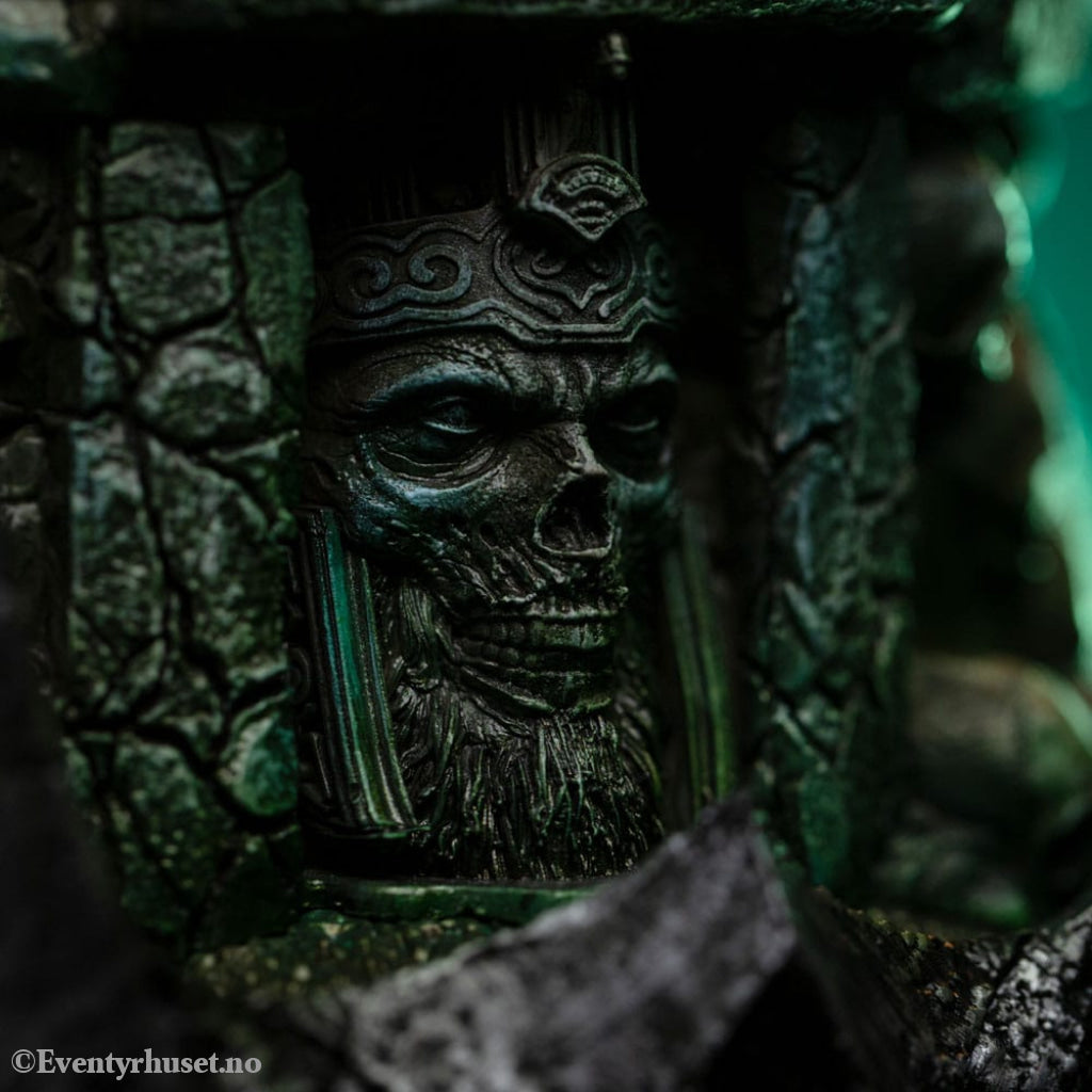 The Lord of the Rings Art Scale Statue 1/10 Aragorn Unleashed 31 cm Collectibles