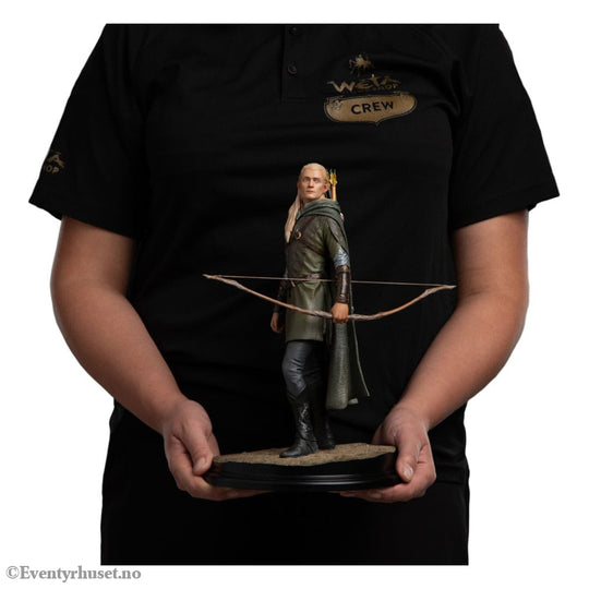 The Lord of the Rings Classic Series Statue 1/6 Legolas Hunter of the Plains Limited Edition 32 cm Collectibles