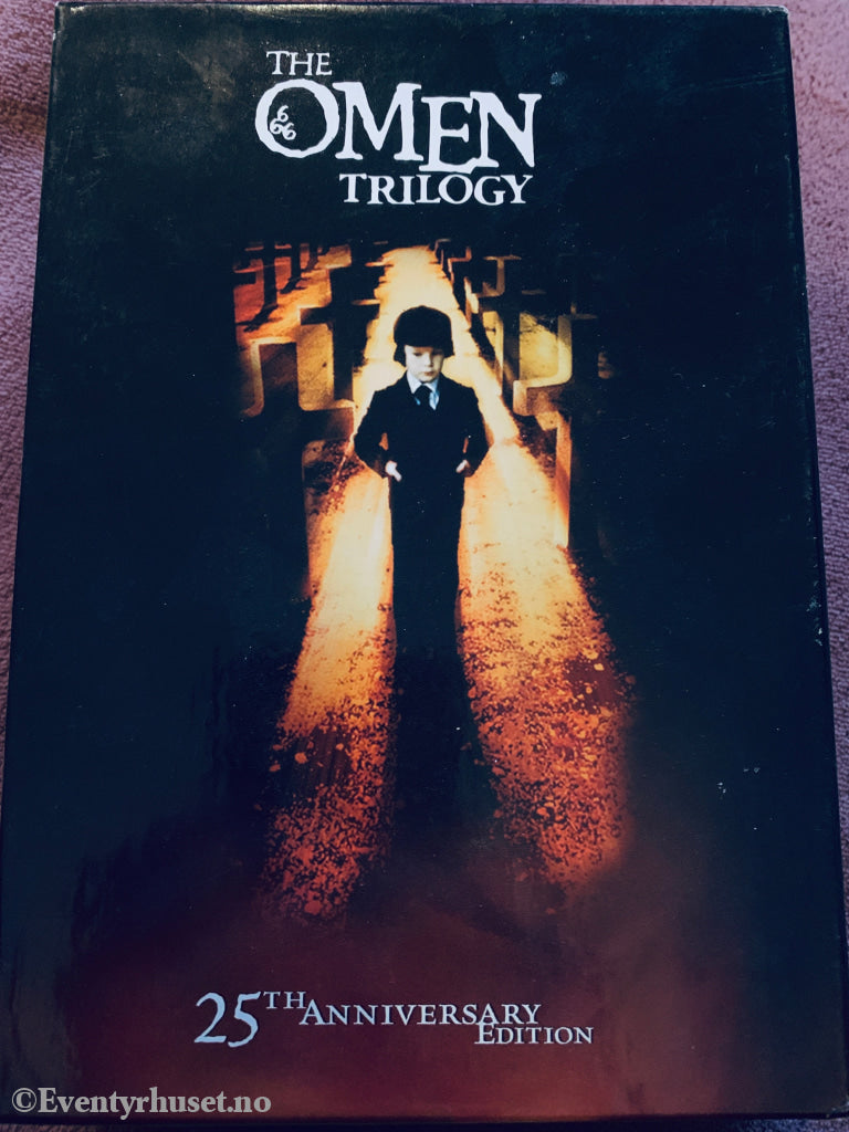 The Omen Trilogy 25th Anniversary Edition. DVD samleboks.