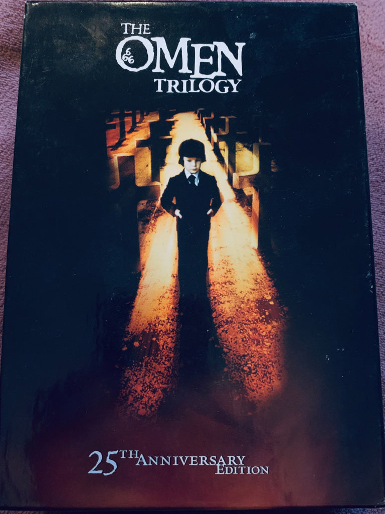 The Omen Trilogy 25th Anniversary Edition. DVD samleboks.