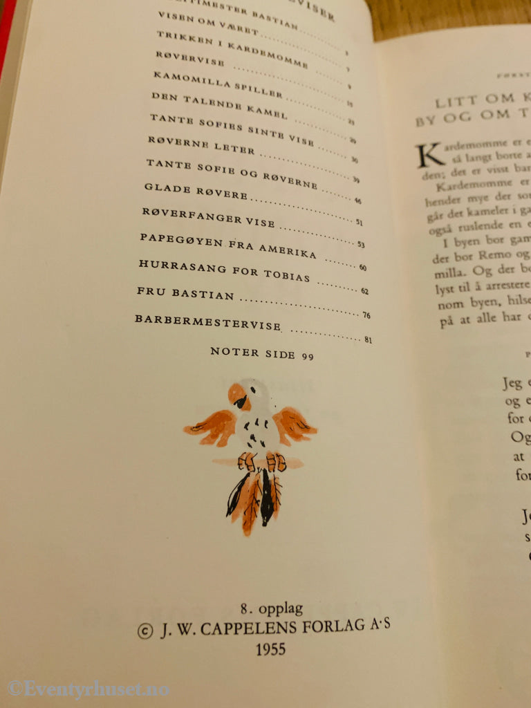 Thorbjørn Egner. 1955. Folk og røvere i Kardemomme by. Bok.