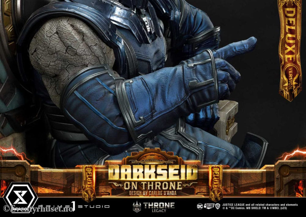 Throne Legacy Series Statue 1/4 Justice League (Comics) Darkseid on Throne Design by Carlos D’Anda Deluxe Bonus Version