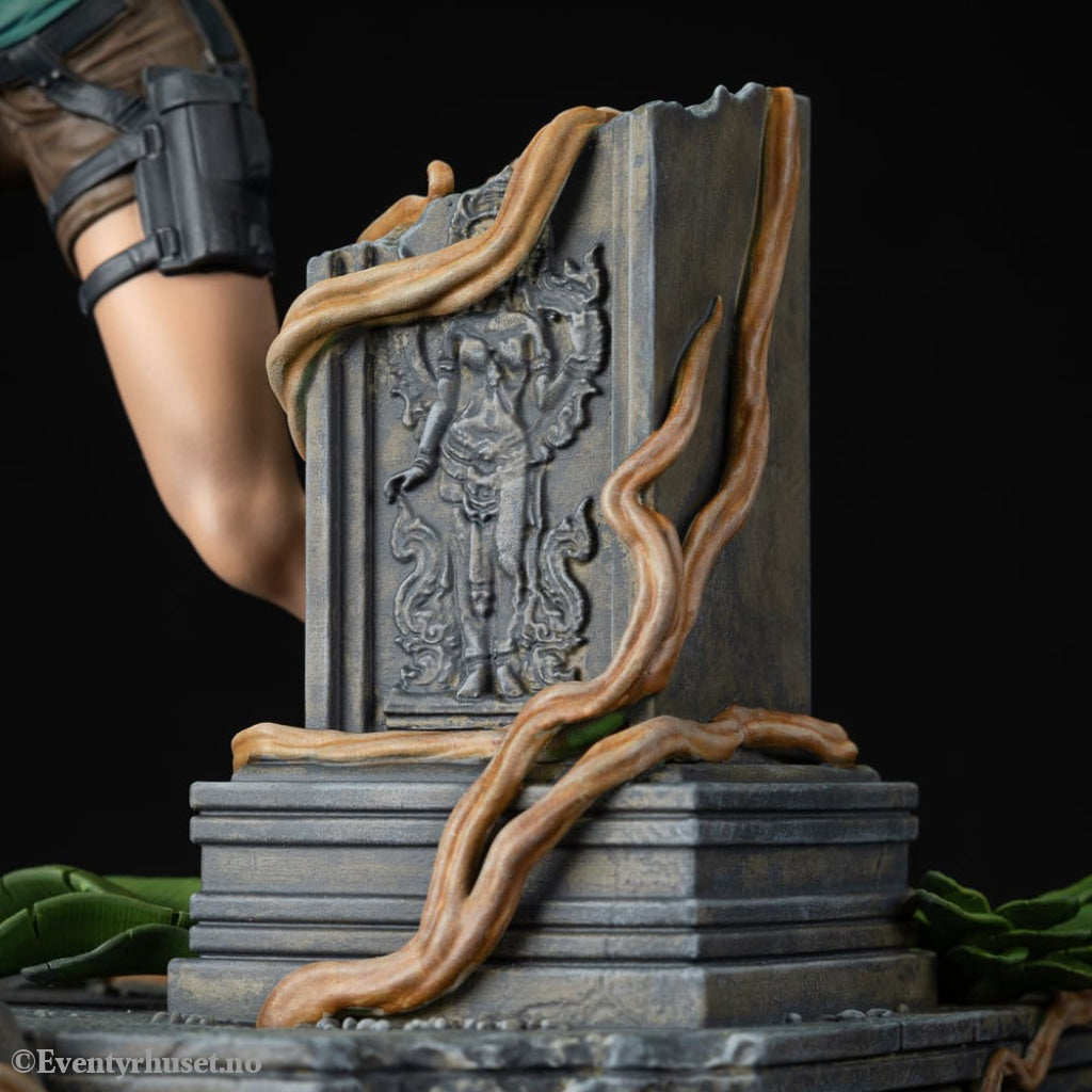 Tomb Raider PVC Statue Lara Croft 24 cm Collectibles