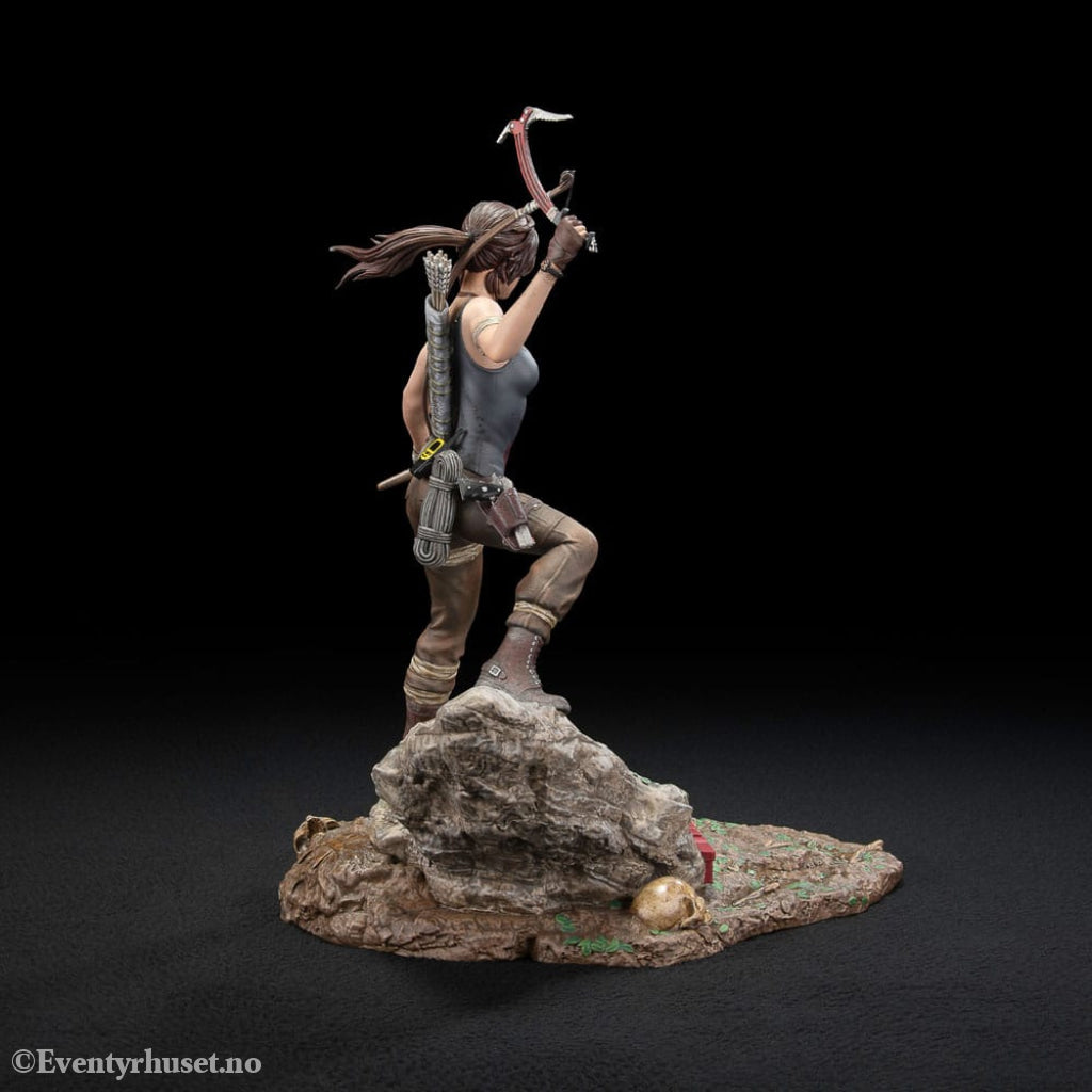 Tomb Raider PVC Statue Lara Croft Survivor Era 33 cm Collectibles