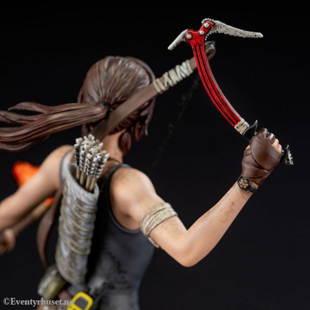 Tomb Raider PVC Statue Lara Croft Survivor Era 33 cm Collectibles