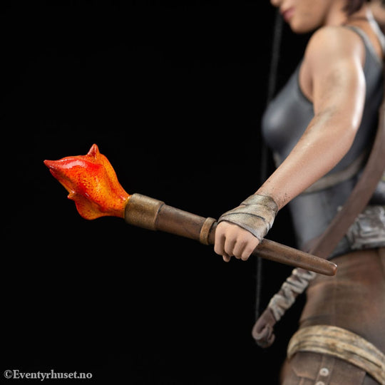 Tomb Raider PVC Statue Lara Croft Survivor Era 33 cm Collectibles