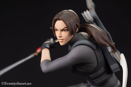 Tomb Raider PVC Statue The Legend of Lara Croft 19 cm Collectibles