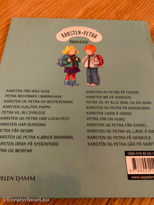 Tor Åge Bringsværd: Karsten + Petra kjører brannbil