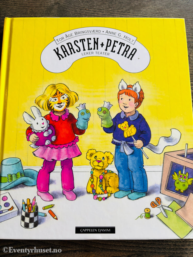 Tor Åge Bringsværd og Anne G. Holt – Karsten og Petra leker teater. Bok.