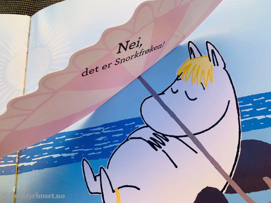Tove Jansson. Mummitrollet leker gjemsel. Med klaffer. Fortelling
