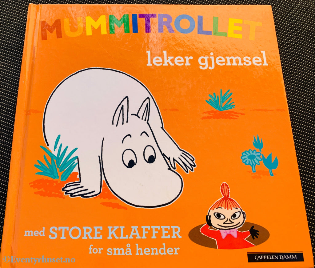 Tove Jansson. Mummitrollet leker gjemsel. Med klaffer. Fortelling