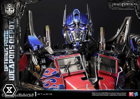 Transformers: Dark of the Moon (Film) Museum Masterline Statue Optimus Prime Weapons Depot 127 cm Collectibles