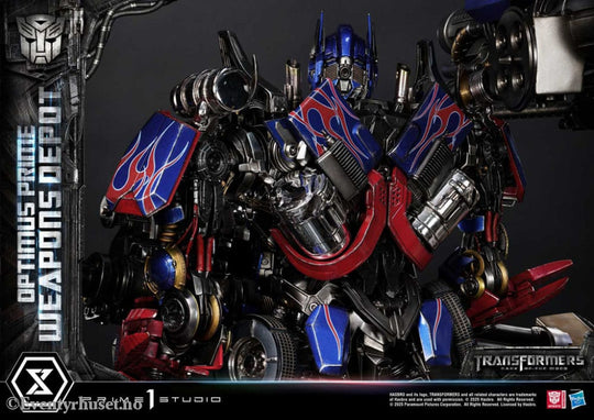 Transformers: Dark of the Moon (Film) Museum Masterline Statue Optimus Prime Weapons Depot 127 cm Collectibles