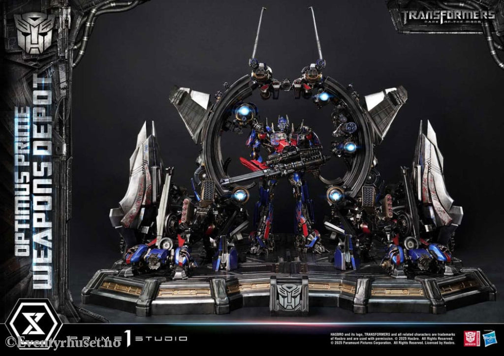 Transformers: Dark of the Moon (Film) Museum Masterline Statue Optimus Prime Weapons Depot Bonus Version 127 cm