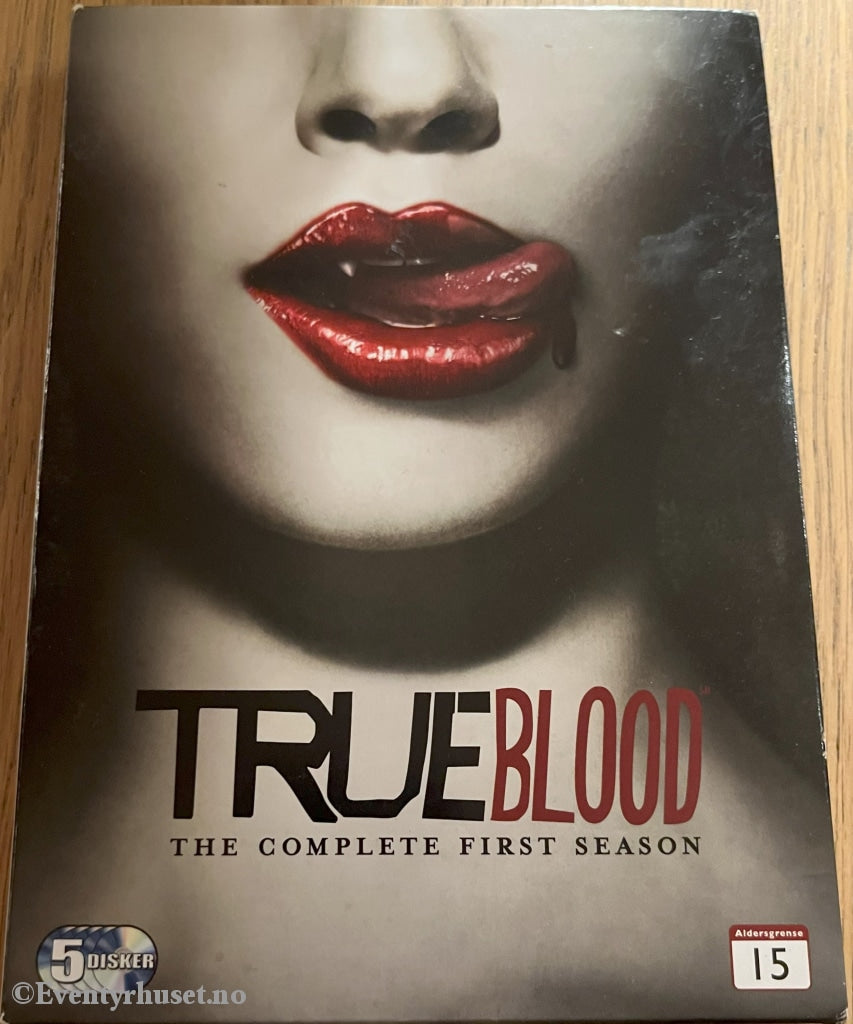True Blood. Sesong 1. Dvd Samleboks På 5 Disker.