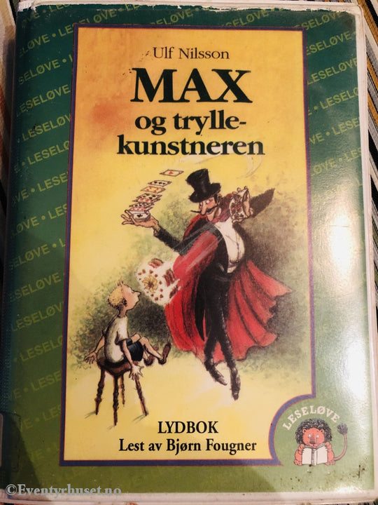 Ulf Nilsson. 1994. Max Og Tryllekunstneren. Kassettbok. Kassettbok