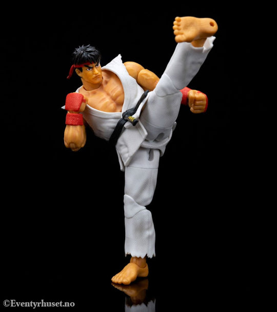 Ultra Street Fighter II: The Final Challengers Action Figure 1/12 Ryu 15 cm Toys