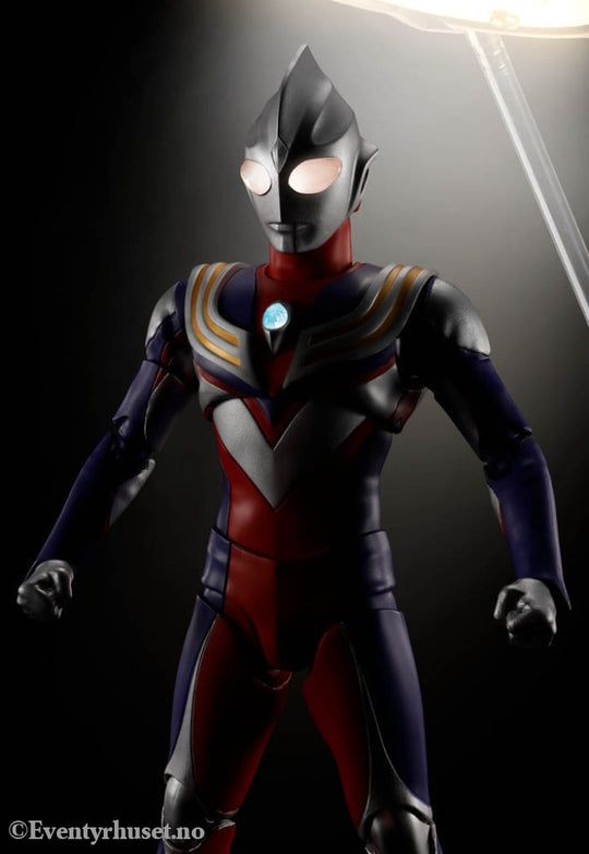 Ultraman Series S.H.Figuarts Shinkocchou Seihou Action Figure Ultraman Tiga Multi Type 30th Anniversary Edition 15 cm