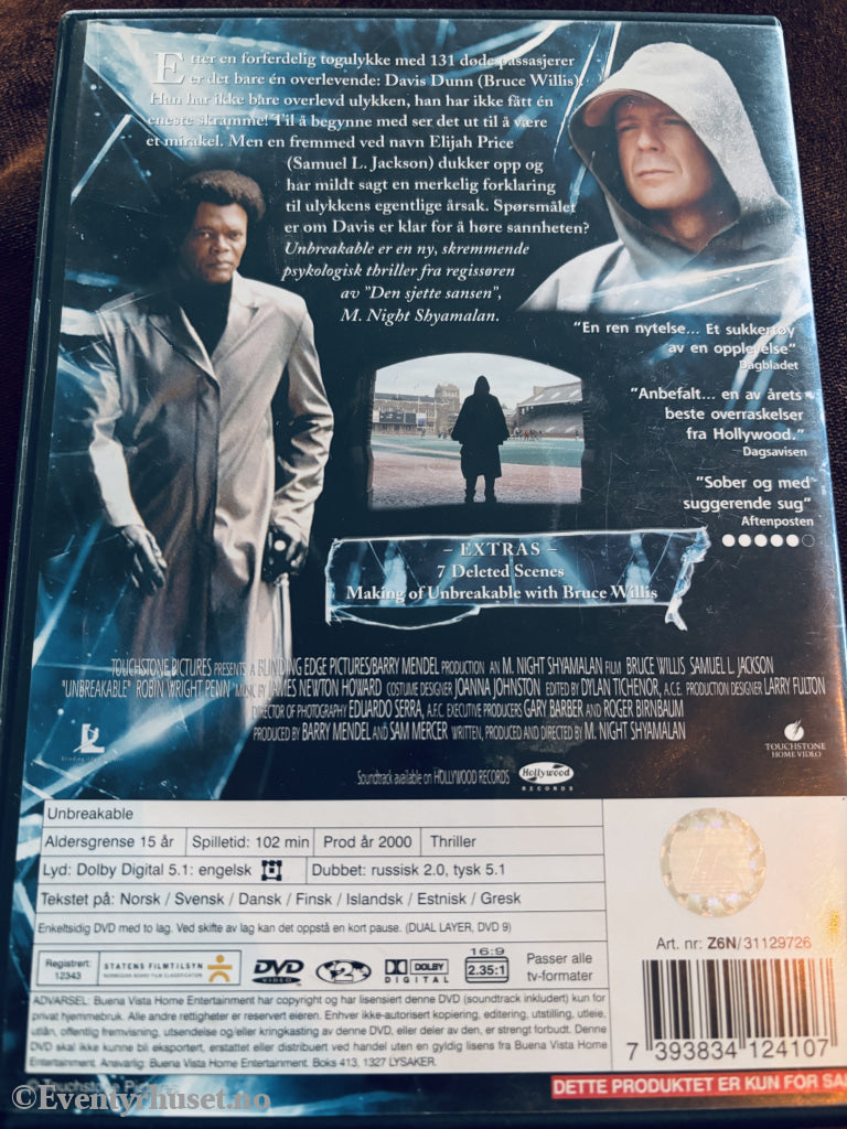 Unbreakable (2000). DVD.