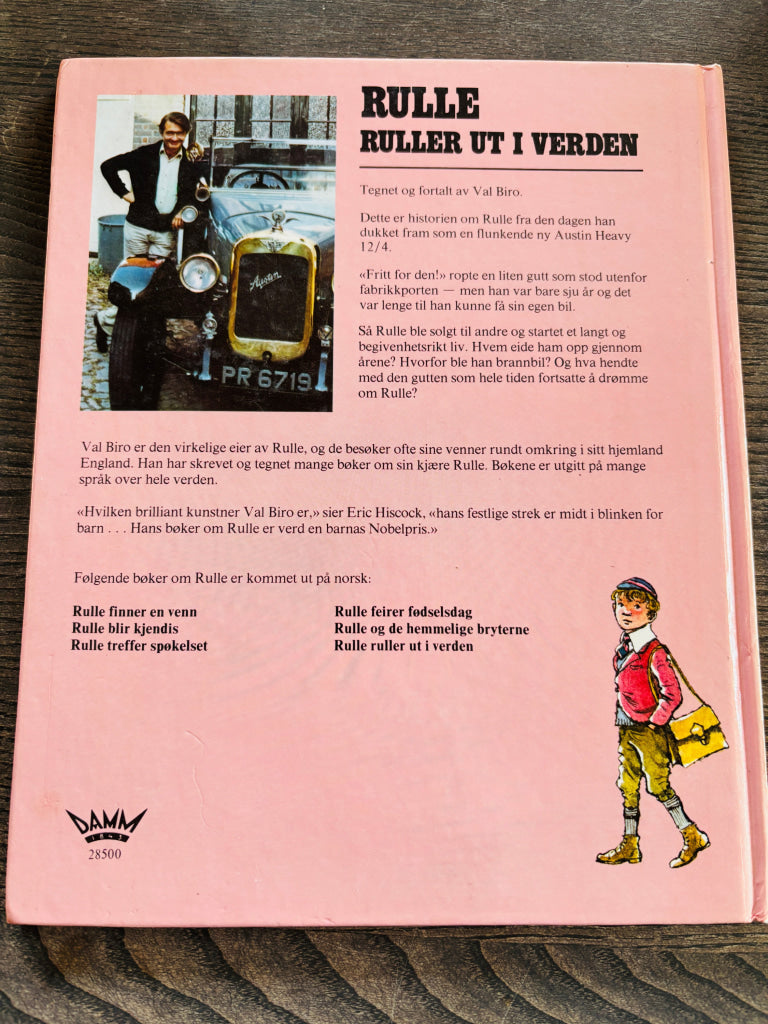 Val Biro – Rulle ruller ut i verden. Bok.