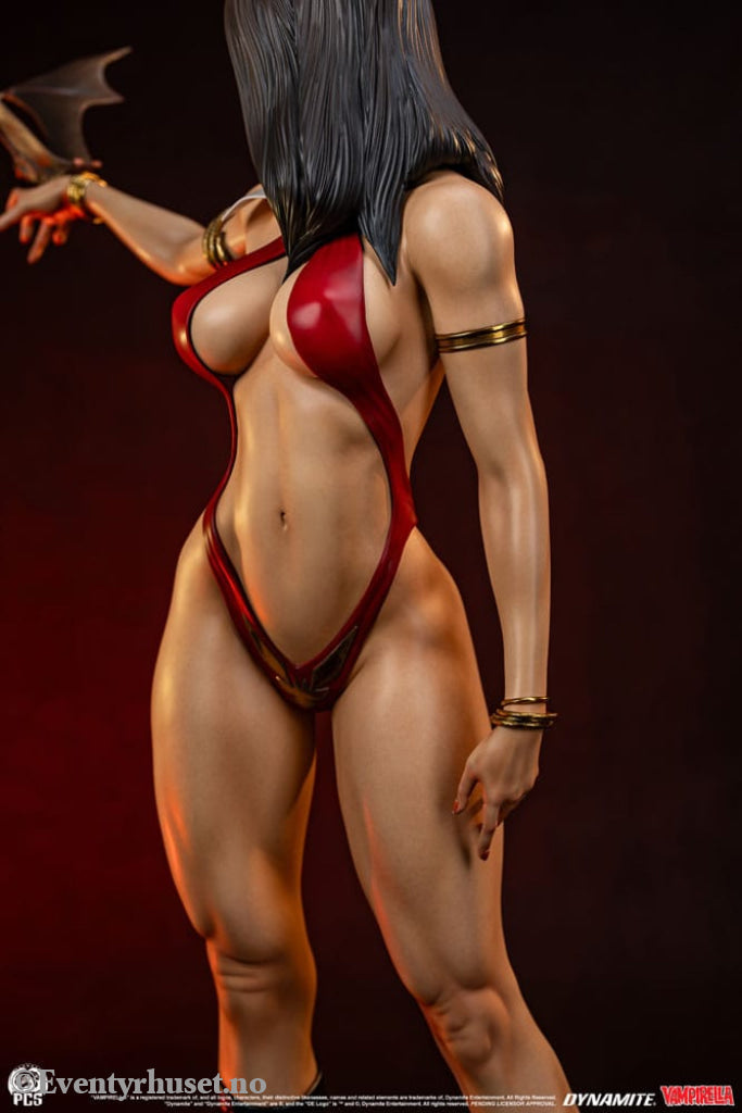 Vampirella Statue 1/2 Vampirella 112 cm Collectibles