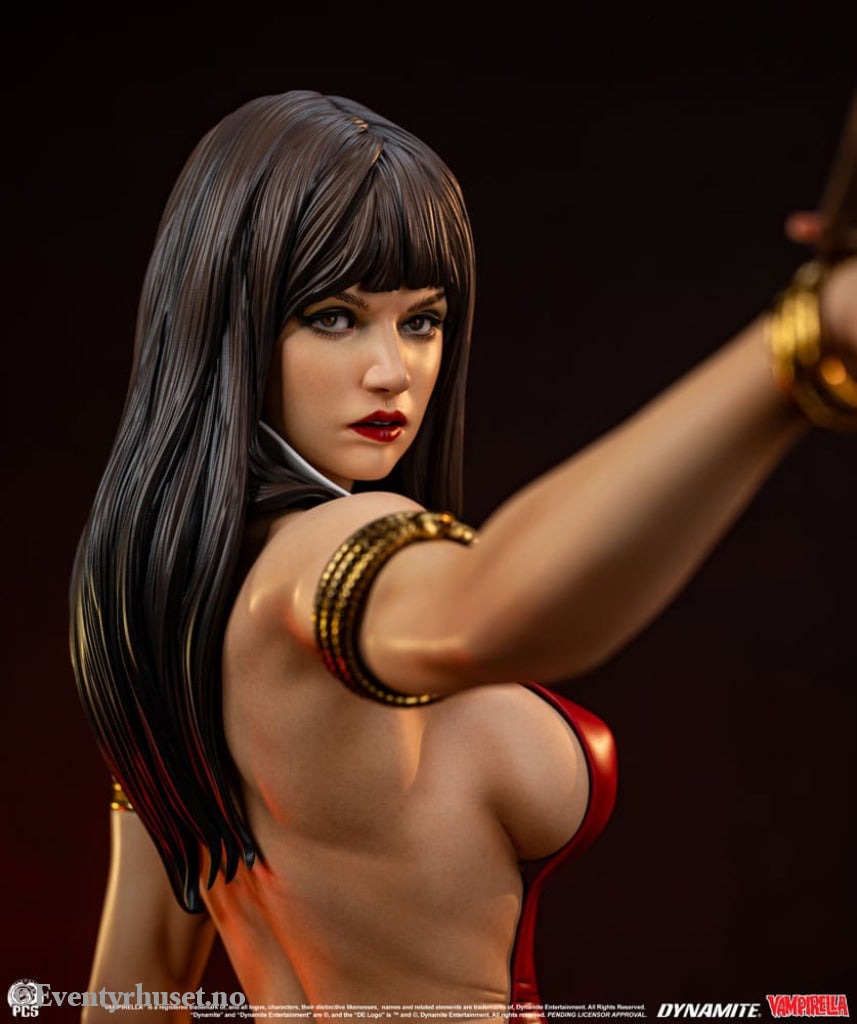 Vampirella Statue 1/2 Vampirella 112 cm Collectibles