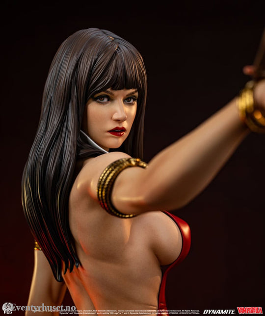 Vampirella Statue 1/2 Vampirella 112 cm Collectibles