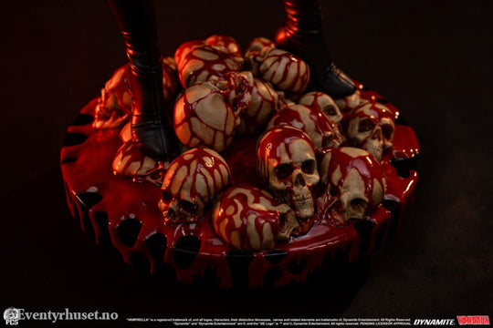 Vampirella Statue 1/2 Vampirella 112 cm Collectibles