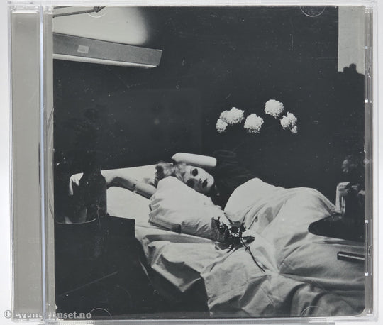 Various. TBD. (Ukjent Tittel/Artist - Svart-Hvitt). CD.