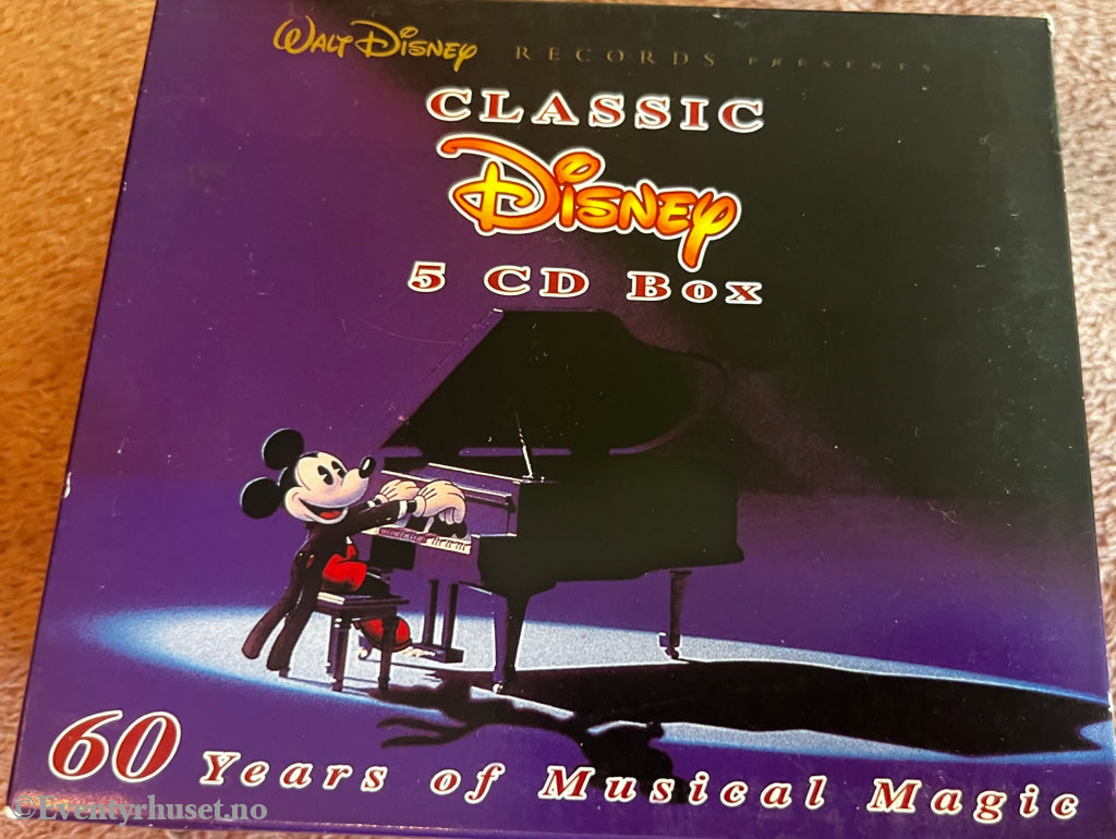 Walt Disney Records. 1995. Classic Disney: 60 Years of Musical Magic (5 CD Box). Musikk på CD.
