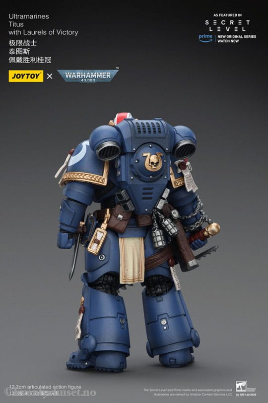 Warhammer 40,000 Action Figure Ultramarines Titus with Laurels of Victory 13 cm Toys