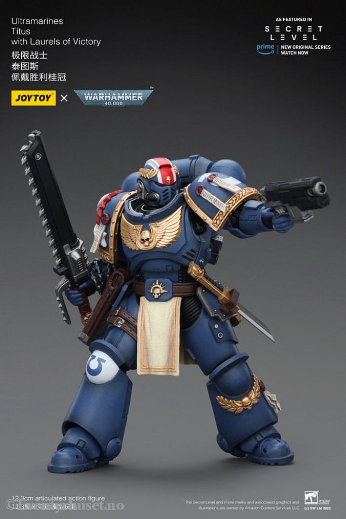 Warhammer 40,000 Action Figure Ultramarines Titus with Laurels of Victory 13 cm Toys