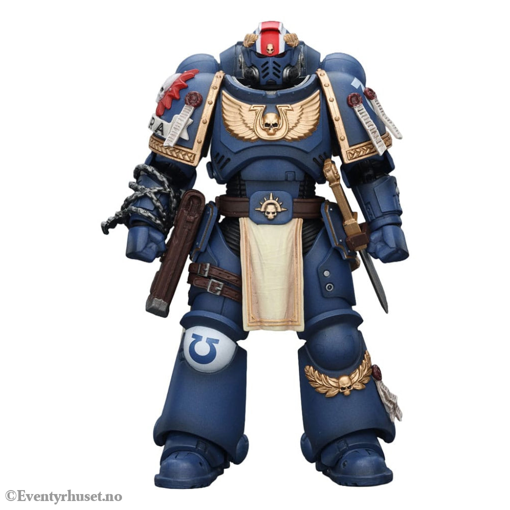 Warhammer 40,000 Action Figure Ultramarines Titus with Laurels of Victory 13 cm Toys