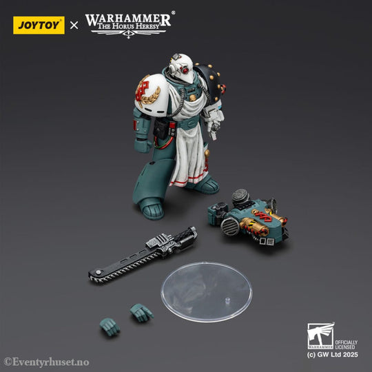 Warhammer 40,000: Sons of Horus Action Figure Legion Apothecary 12 cm Toys