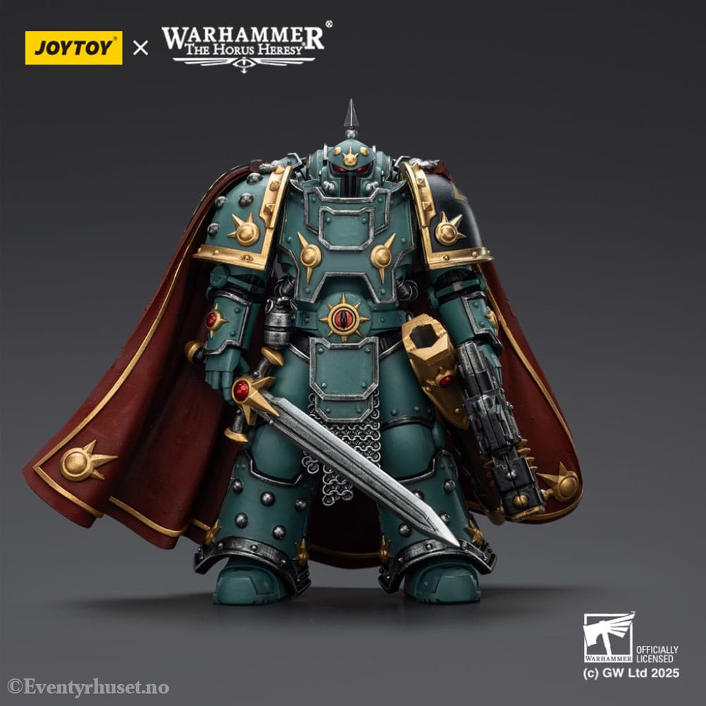 Warhammer 40,000: Sons of Horus Action Figure Legion Champion 12 cm Toys