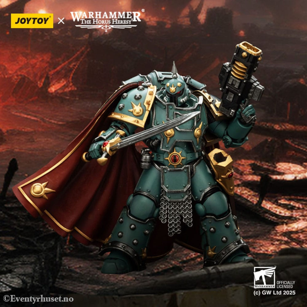 Warhammer 40,000: Sons of Horus Action Figure Legion Champion 12 cm Toys